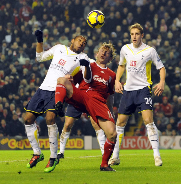 在青訓和文 在青訓和文