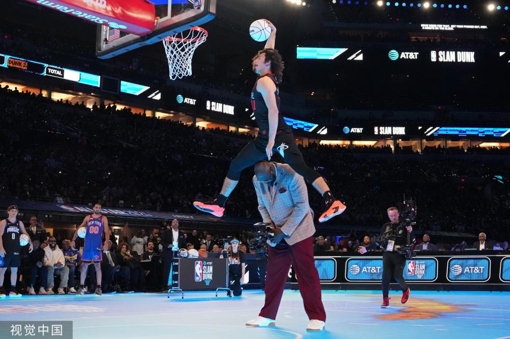 令人動容的 令人動容的