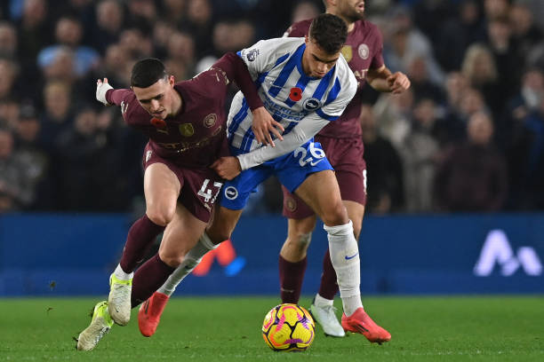 斯特劳瑟的 斯特劳瑟的