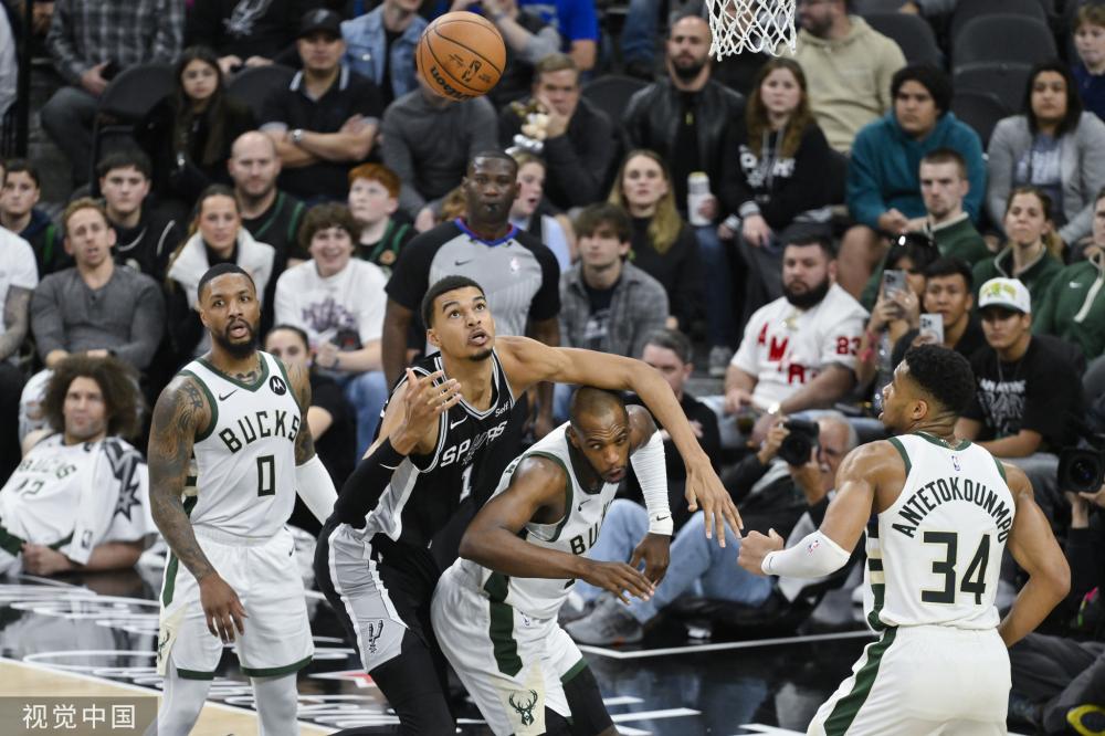 港滬大戰再 港滬大戰再