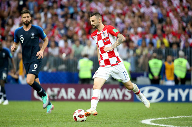 依靠外线投 依靠外线投