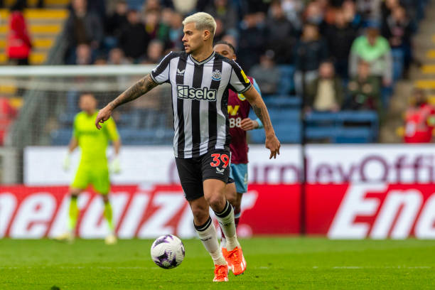 足坛伦理困 足坛伦理困